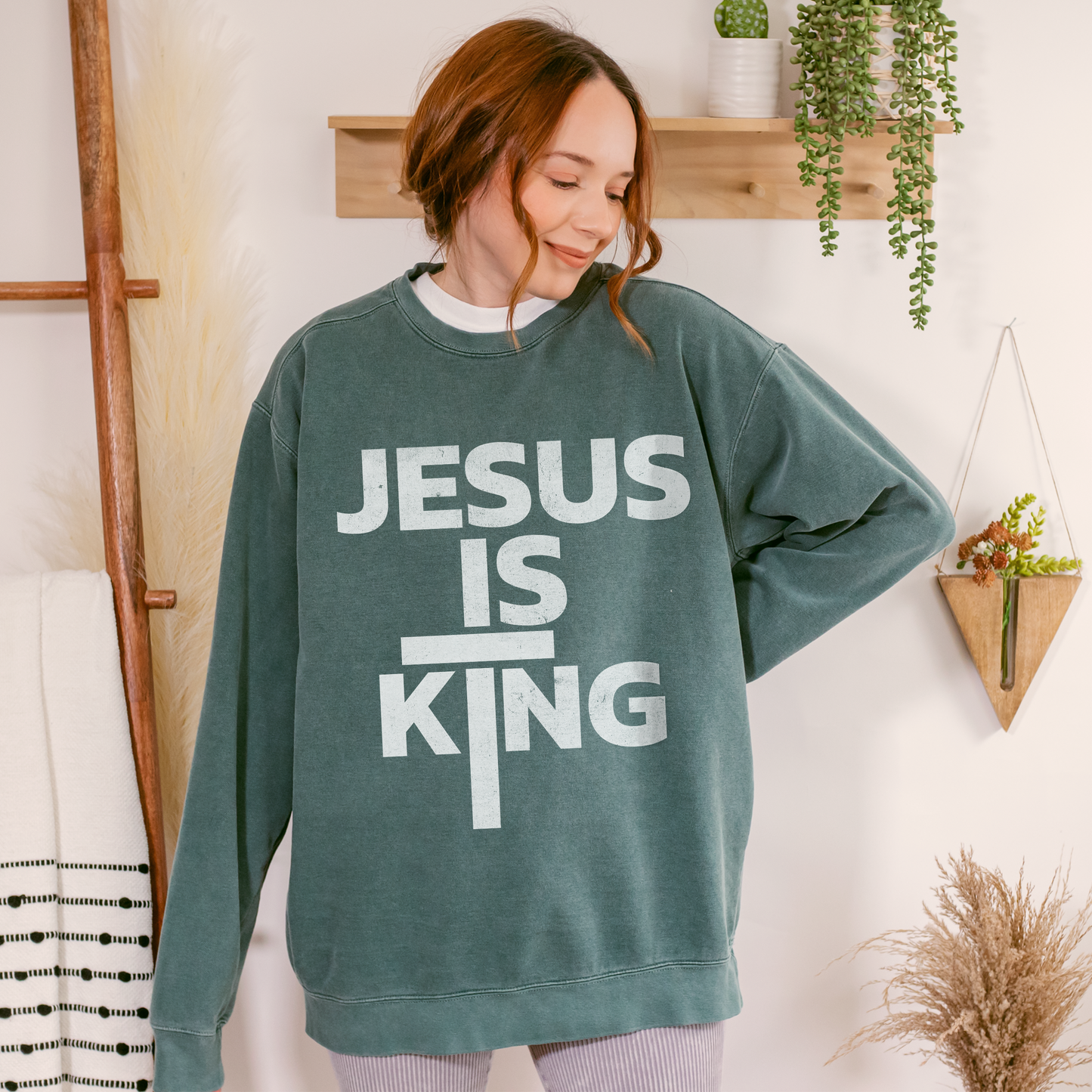 Jesus Is King Unisex Sweatshirt